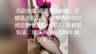 萱萱美女一个人在床上发骚，全程露脸听狼友指挥互动撩骚，脱光了陪狼友嗨，揉奶玩逼自慰看特写精彩不要错过