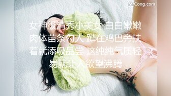 颜值不错甜美斑点裙妹子口交舔弄抱着大力猛操呻吟娇喘诱人