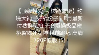 SWAG 开心一直渴望爱爱吹完头发...又想要 Chloehayley