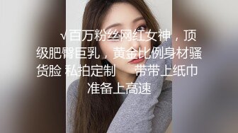 沙发上后入操小女友，花样吃屌，还有很多高难度姿势