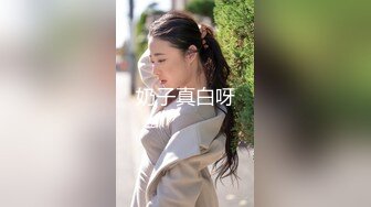 【新片速遞】 2022-5-24【零零后杀手】KTV探花，文静美腿小姐姐，唱唱歌摸奶子，脱掉裤子沙发上操