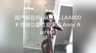 【新片速遞】年轻壮小伙和模特高挑女友无套啪啪做爱女上位打桩姿势超多，沉积在性爱之中