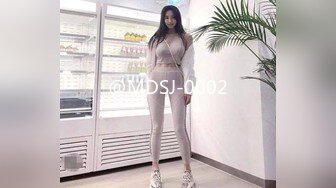 Adeless2」高颜值人妻女主播的性爱视频 骑在我身上不愿意下来